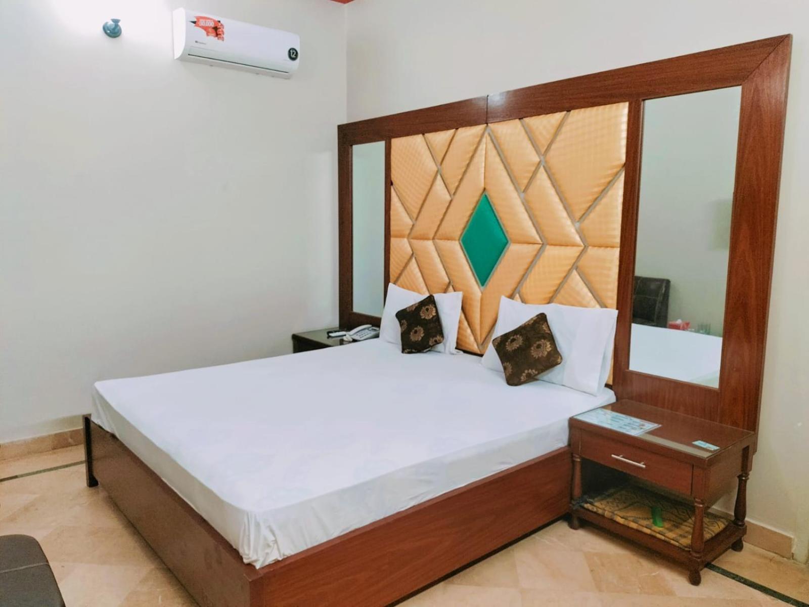 Subhan Palace Guest House 卡拉奇 外观 照片